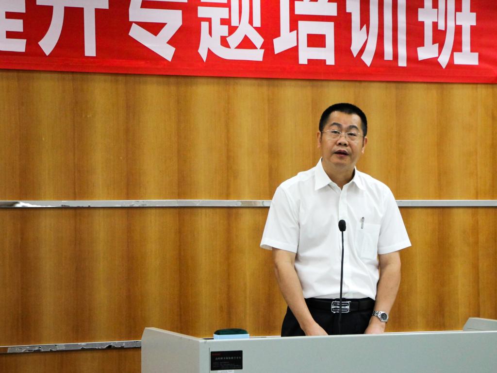 广外公司党委组织部部长方迎生