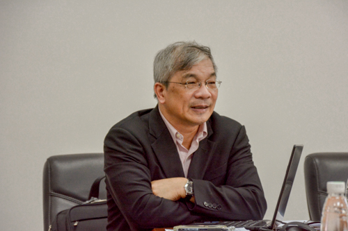 世新副董事长陈清河教授回答同学疑问